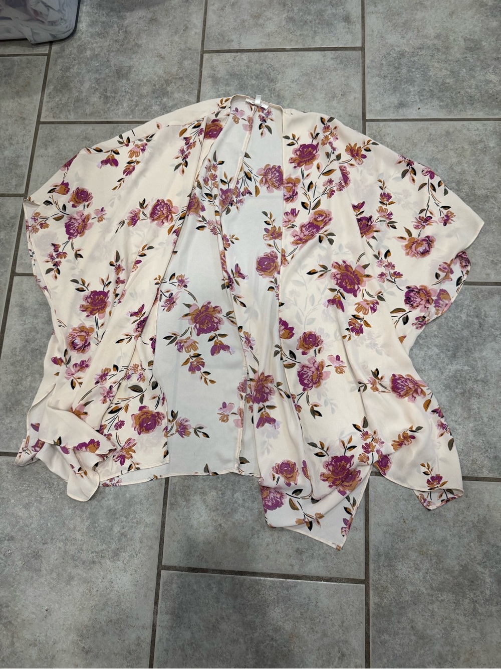 Maurices Cream Open-Front Floral Kimono with Pink and Purple Roses